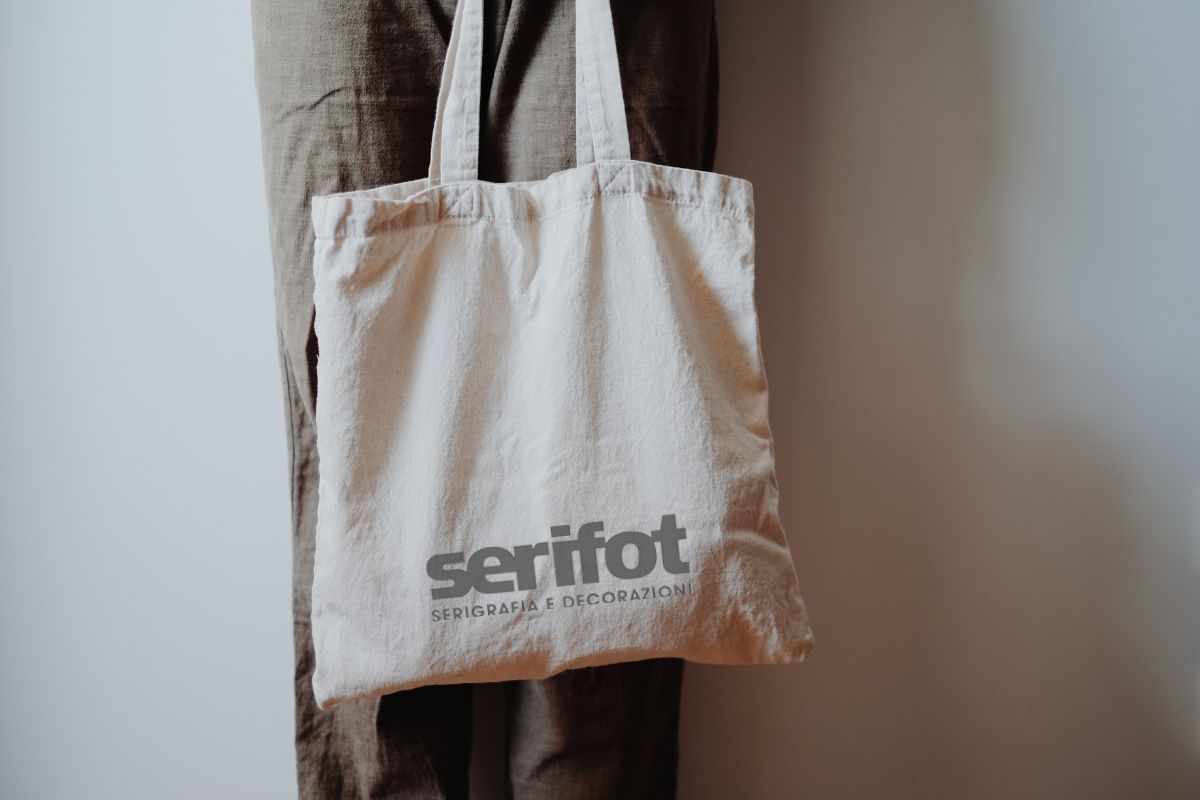 Shopper personalizzate, promuovere il proprio brand con eleganza